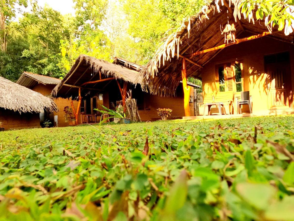 Hasthi Safari Cottage Udawalawe Dış mekan fotoğraf