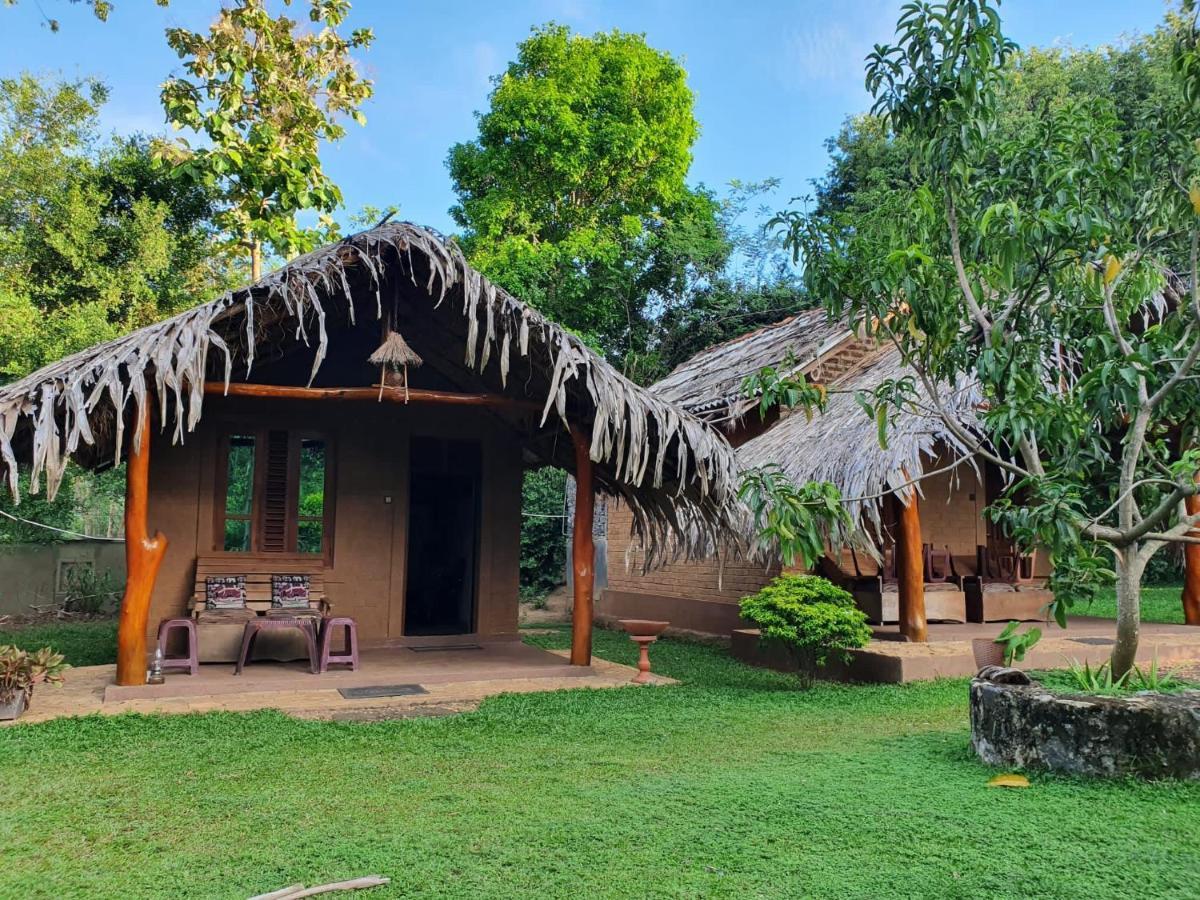 Hasthi Safari Cottage Udawalawe Dış mekan fotoğraf