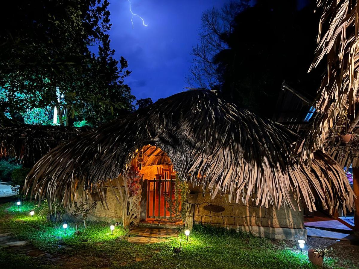 Hasthi Safari Cottage Udawalawe Dış mekan fotoğraf