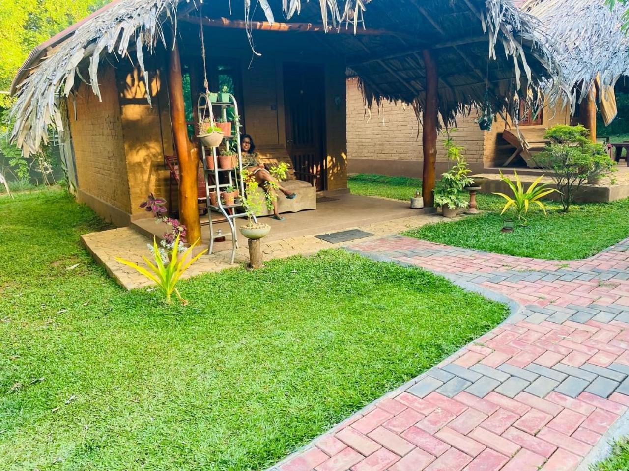 Hasthi Safari Cottage Udawalawe Dış mekan fotoğraf